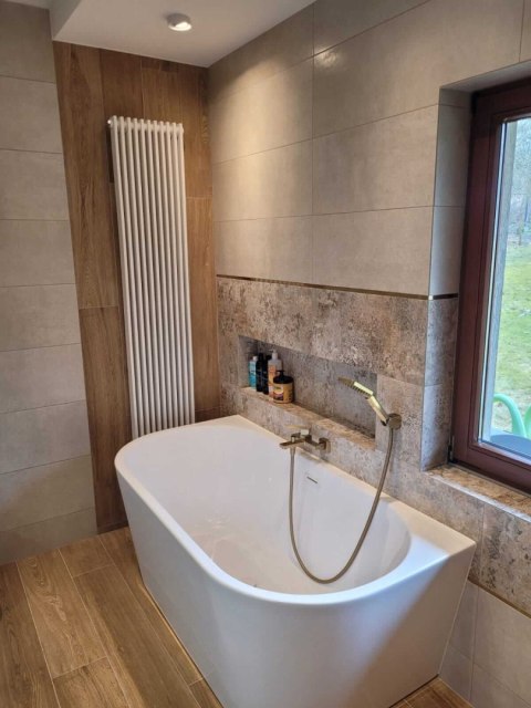 Kątownik jasnozłoty mat 280 cm