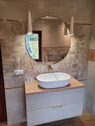 Płaskownik jasnozłoty mat 240 cm